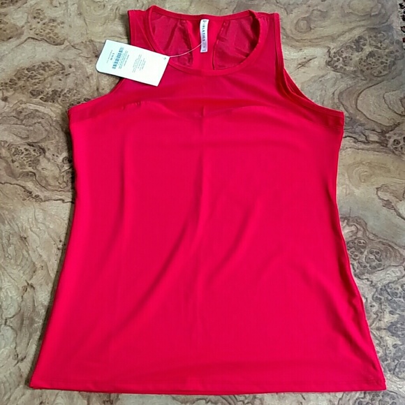 Workout top - Picture 4 of 5